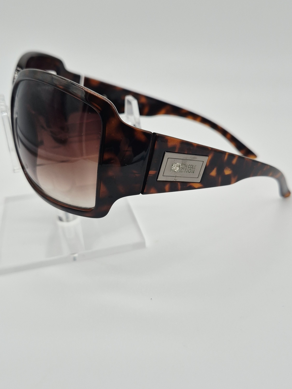 Kenneth Cole Reaction Women's Tortoiseshell Sunglasses - Brown Gradient Lenses